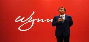 Steve Wynn aims to enter N.J. online gambling market with Caesars